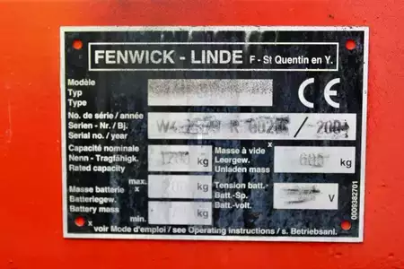 Apilador eléctrico 2004  Linde L 12 (7)