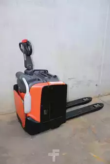 Transpalettes électriques 2018  BT LPE 200 (3)
