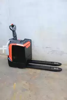 Transpalettes électriques 2018  BT LPE 200 (4)