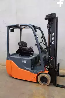 El truck - 3 hjulet 2015  Toyota 8FBET16 (1)