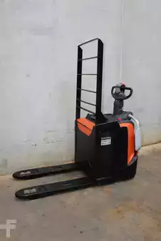 Lavtløftende truck 2017  BT LPE 200 FRUTERA (1)