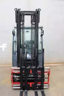 Elektrisk- 4 hjul 2021  Toyota 8FBMT35 (6)