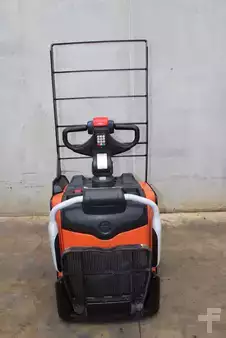 Lavtløftende truck 2017  BT LPE 200 FRUTERA (5)