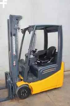 Carrelli elettrici 3 ruote 2015  Jungheinrich EFG 215 500 DZ (3)