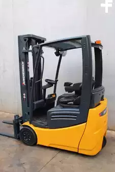 Carrelli elettrici 3 ruote 2015  Jungheinrich EFG 215 500 DZ (4)