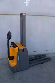 Ledstaplare gå 2022  Jungheinrich EJD 118i 152M LI-ION (3)