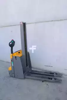 Ledstaplare gå 2022  Jungheinrich EJD 118i 152M LI-ION (4)