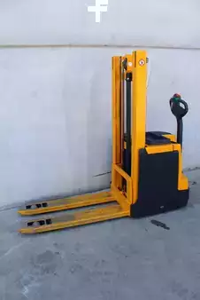 Pinontavaunu 2014  Jungheinrich EJD 220 256 ZT (1)