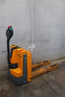 Elektromos emelőkocsik 2019  Jungheinrich EJE 114 LI-ION (3)