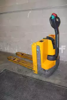 Elektromos emelőkocsik 2019  Jungheinrich EJE 114i LI-ION (2)