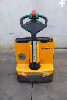 Transpaleta eléctrica 2020  Jungheinrich EJE 118 LI-ION (5)