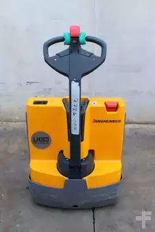 Transpallet elettrici 2020  Jungheinrich EJE 112i LI-ION (5)