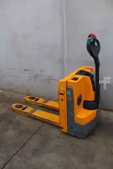 Transpallet elettrici 2020  Jungheinrich EJE 112i LI-ION (1)