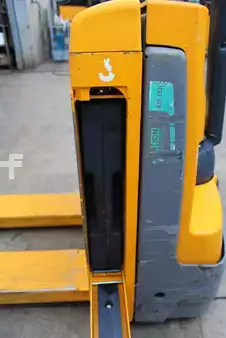 Transpallet elettrici 2020  Jungheinrich EJE 112i LI-ION (5)