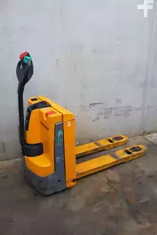 Transpallet elettrici 2020  Jungheinrich EJE 112i LI-ION (3)