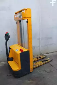 Ruční vysokozdvižný vozík 2009  Jungheinrich EJC 110 290 ZT (3)