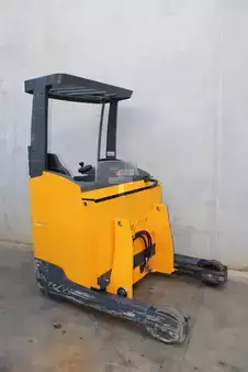 Carrelli retrattili 2015  Jungheinrich ETV 214 740 DZ (1)