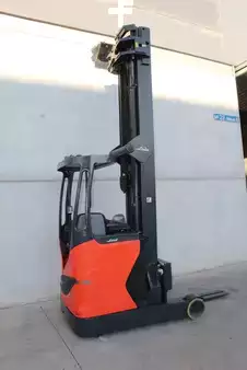 Chariots à mât rétractable 2017  Linde R14HD (1)
