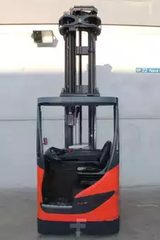 Chariots à mât rétractable 2017  Linde R14HD (6)