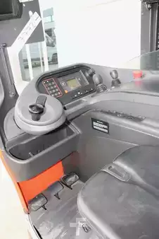 Carretilla retráctil 2017  Linde R16HD (7)