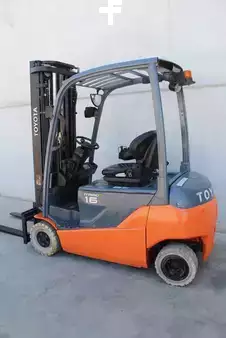 Elektro 4 Rad 2015  Toyota 8FBMT16 (4)