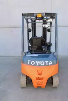 Elektro 4 Rad 2015  Toyota 8FBMT16 (5)