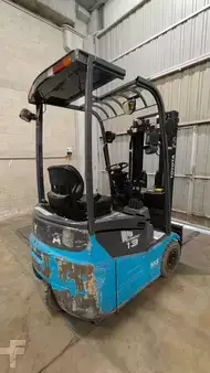 Eléctrica de 3 ruedas 2018  Toyota 7FBEST13 LI-ION (4)