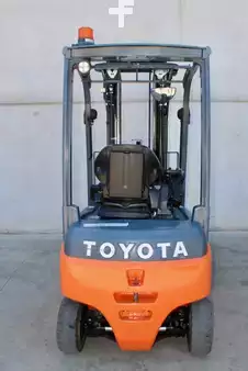 Elektro čtyřkolový VZV 2019  Toyota 8FBMK16T (6)