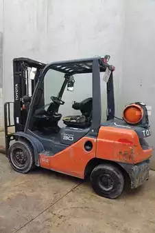LPG VZV 2017  Toyota 02-8FGF30 MATRICULADA (4)