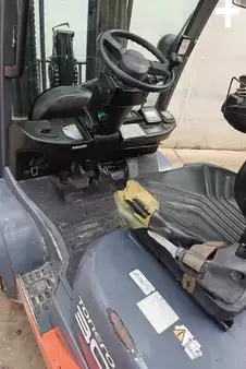 LPG VZV 2017  Toyota 02-8FGF30 MATRICULADA (7)