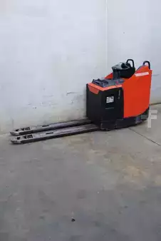 Wózki niskiego podnoszenia 2017  BT LPE 220 1590x550mm (1)