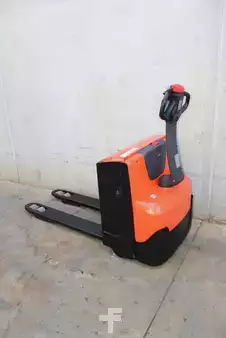 Nízkozdvižný vozík 2018  BT LWE 160 (1)