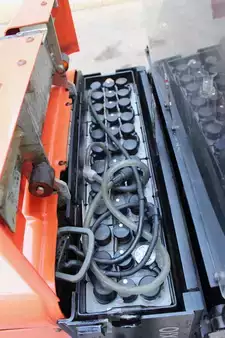 Apilador eléctrico 2013  Toyota SPE 120 XR (8)