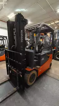 Elektro čtyřkolový VZV 2019  Toyota 8FBMT25 (2)