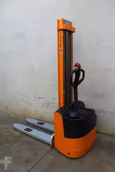 Apilador eléctrico 2007  Still EGV 12 (2)