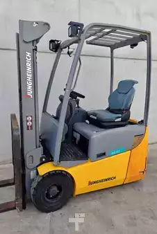 Elektromos 3 kerekű 2019  Jungheinrich EFG 113 310 ZZ (3)