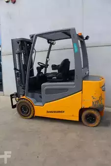 Elektro čtyřkolový VZV 2020  Jungheinrich EFG 425 470 DZ (4)