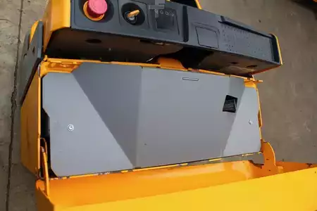 Elektrische palletwagens 2022  Jungheinrich EJE 222 LI-ION (6)