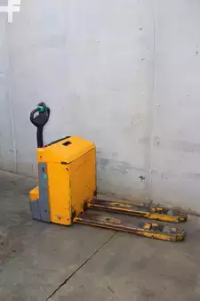 Elektrische palletwagens 2022  Jungheinrich EJE 222 LI-ION (4)