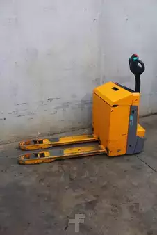 Elektrische palletwagens 2022  Jungheinrich EJE 222 LI-ION (2)
