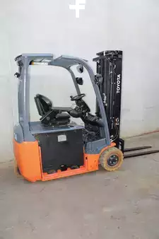 Carrelli elettrici 3 ruote 2019  Toyota 8FBE16T (2)