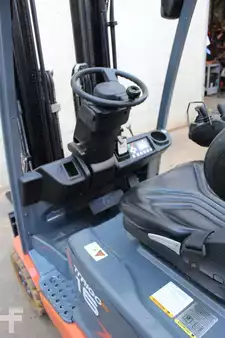 Carrelli elettrici 3 ruote 2019  Toyota 8FBE16T (7)