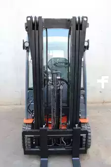 Chariots électriques à 4 roues 2018  Toyota 8FBM16T (5)