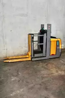 Vertical order pickers 2020  Jungheinrich EKS 110 Z 100E (2)