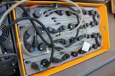 Commissionatori verticali 2020  Jungheinrich EKS 110 Z 100E (8)