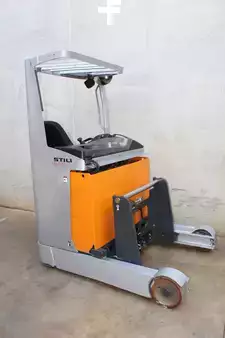 Reach Truck 2021  Still FM-X14 (1)