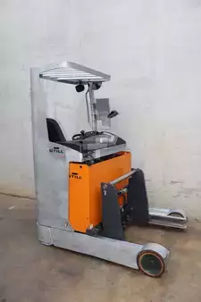 Reach Truck 2021  Still FM-X14 (1)