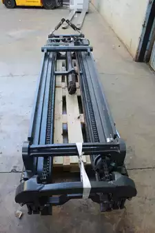 Reach Truck 2021  Still FM-X14 (10)