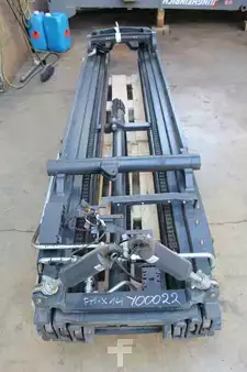 Reach Truck 2021  Still FM-X14 (3)