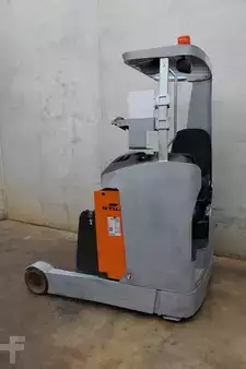 Reach Truck 2021  Still FM-X14 (4)